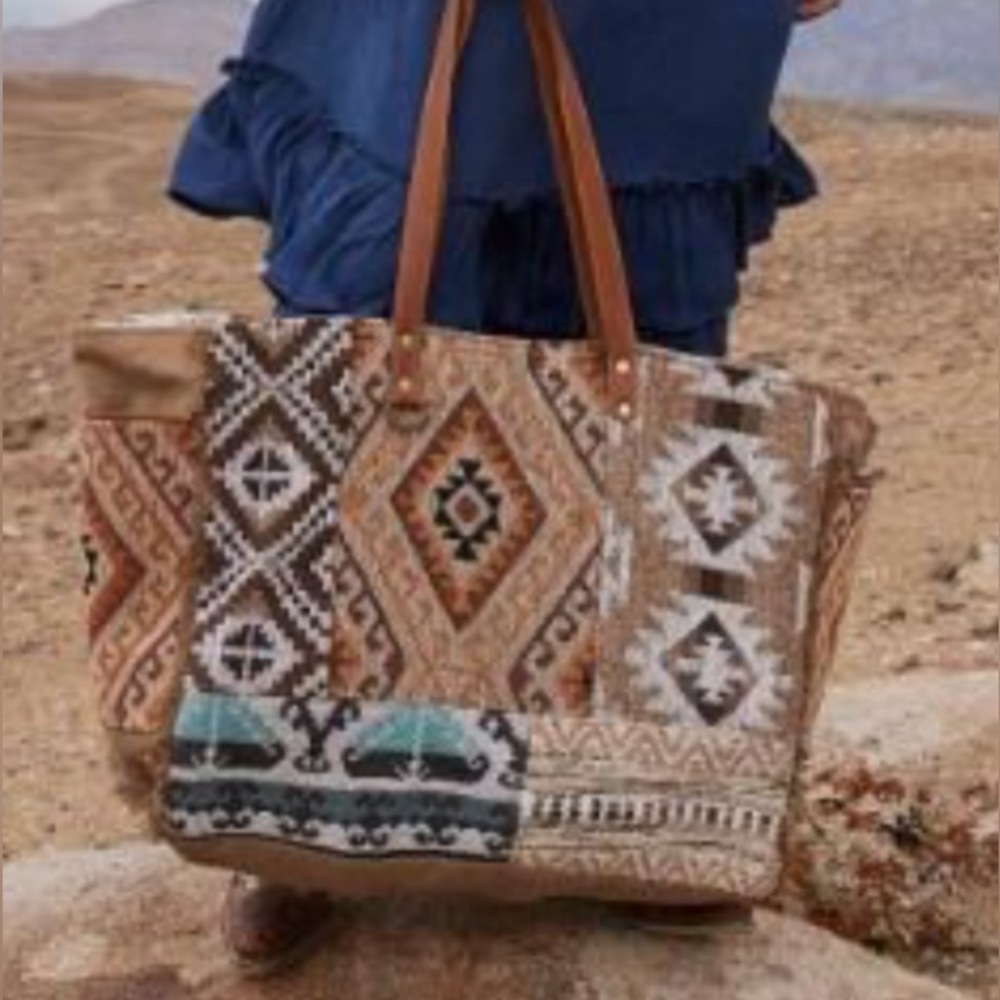 XL Myra Weekender Western Boho Travel Vacation Native American Inspired Design
